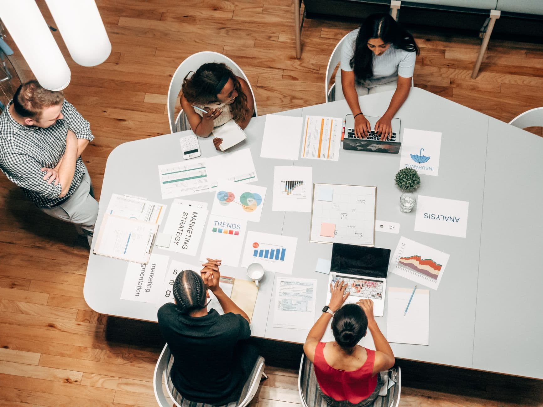 How to Choose a Digital Marketing Agency: Criteria & Red Flags